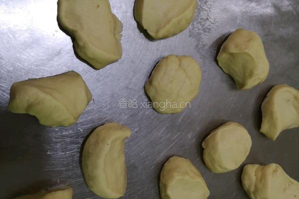 芝士火腿牛角包的做法图解8