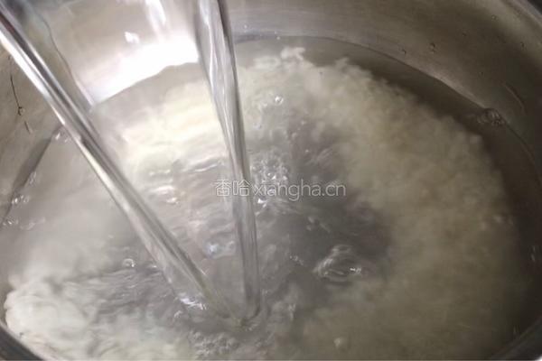 香菇鸡肉粥的做法图解5