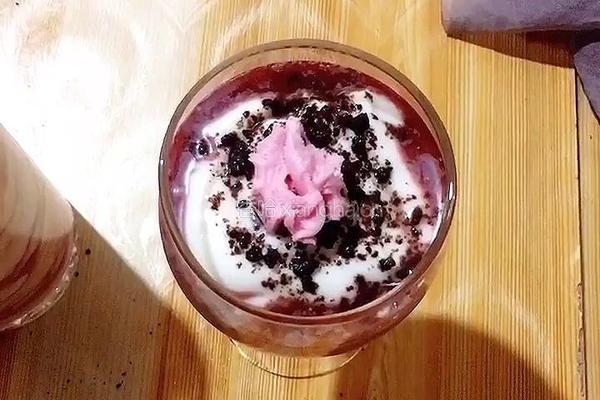 优雅红酒酸奶杯的做法图解7