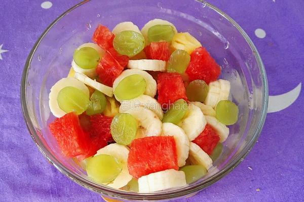 轻食水果沙拉的做法图解5