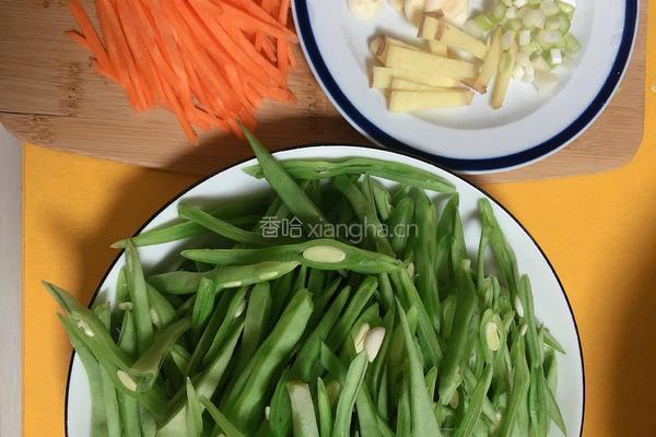 五花肉豆角丝的做法图解3