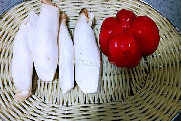 杏鲍菇炒肉片的做法图解2