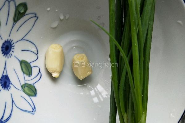 毛豆炒丝瓜的做法图解3