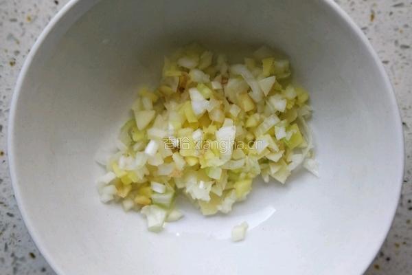 青椒炒鸡胸肉和贝贝南瓜的做法图解6