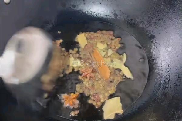 夏季麻辣小龙虾的做法图解4