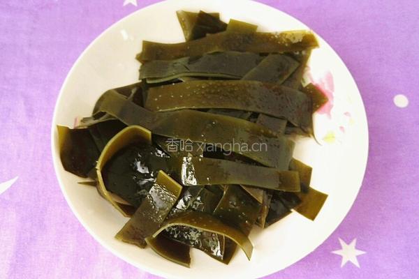 海带白菜牛肉丸子汤的做法图解3