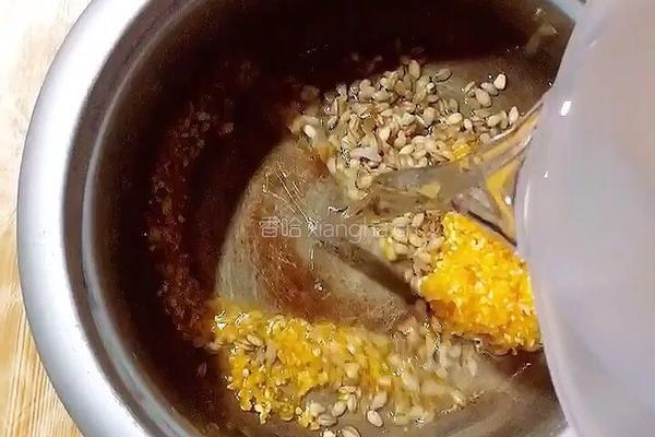 蜜枣小麦粥的做法图解6