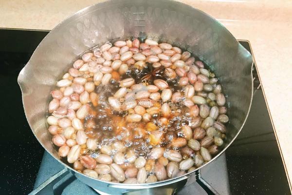 芹菜拌花仁的做法图解7