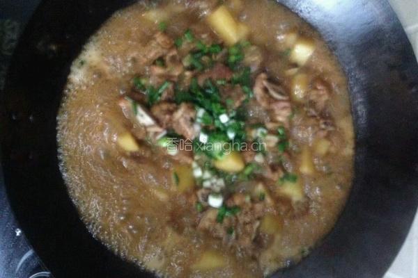 排骨焖土豆的做法图解11