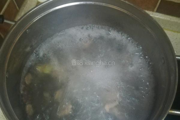 黄瓜肉片汤的做法图解6