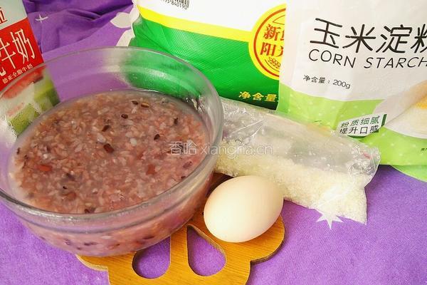 黑米奶香煎饼的做法图解1