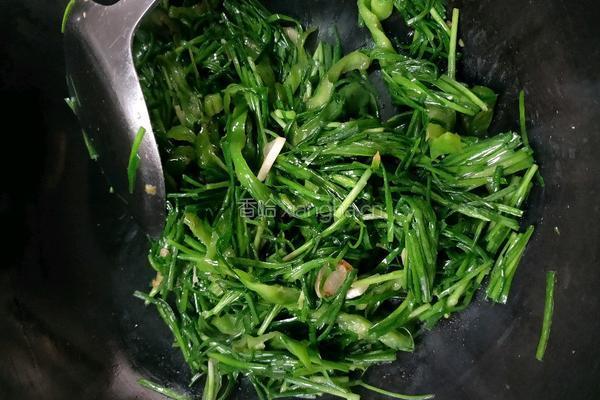 韭菜炒辣椒的做法图解3