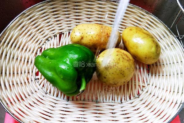清炒土豆丝的做法图解1