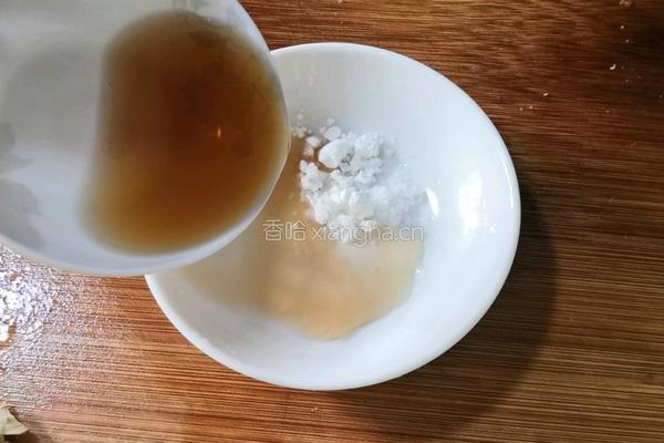 苦瓜炒鱿鱼的做法图解7
