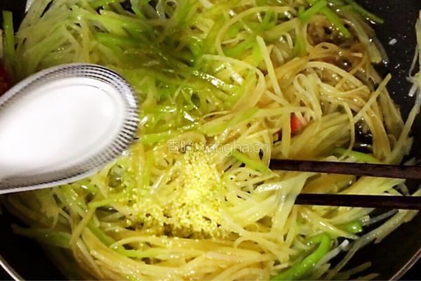 酸辣青椒土豆丝的做法图解15