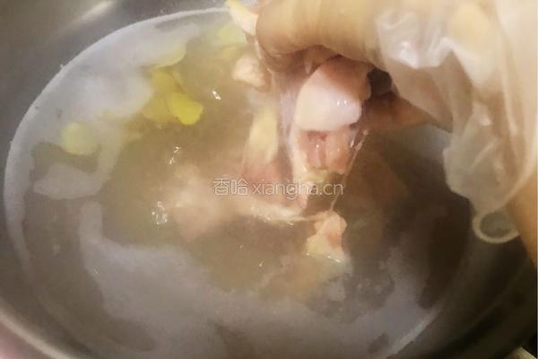 飘香椰子鸡的做法图解4