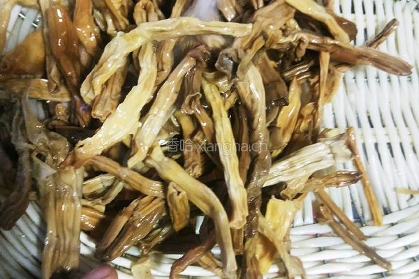 笋干烧豆角的做法图解4