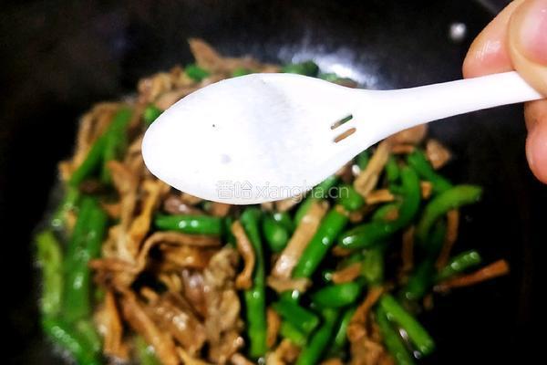 笋干烧豆角的做法图解17