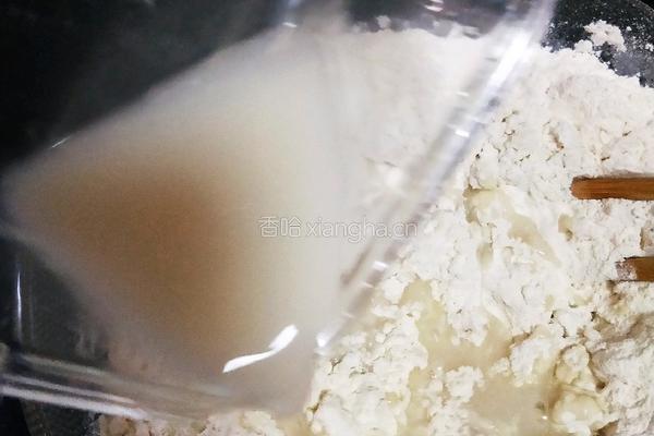 黑芝麻千层葱饼的做法图解4
