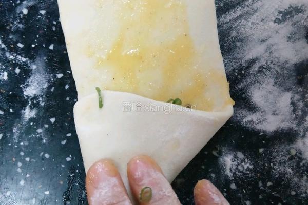 黑芝麻千层葱饼的做法图解24