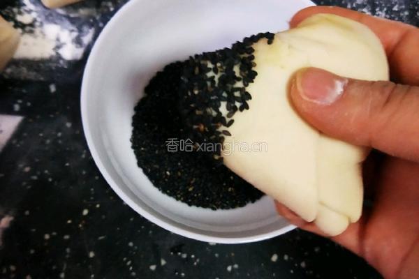 黑芝麻千层葱饼的做法图解28