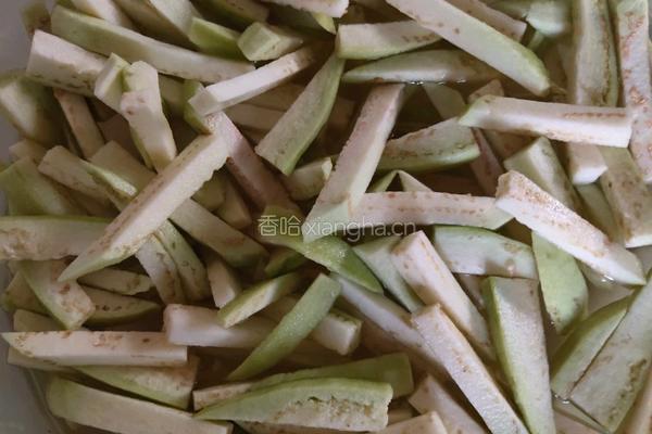 青椒蒜香茄子的做法图解4