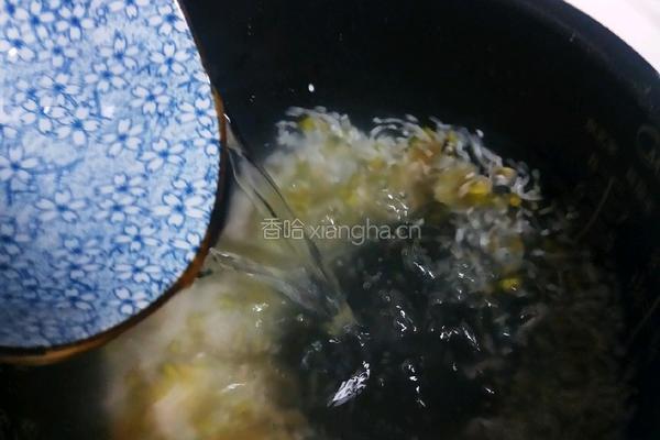 绿豆百合粥的做法图解5