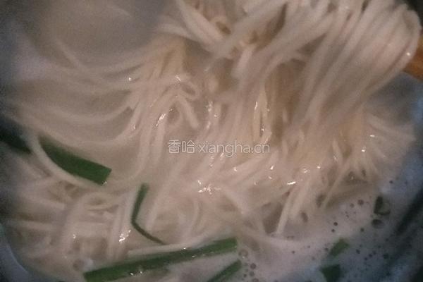 葱花清汤面的做法图解5
