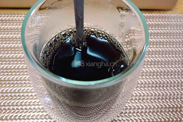 焦糖珍珠红茶拿铁的做法图解8