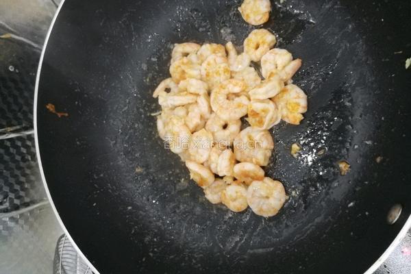 虾仁炒蛋的做法图解4