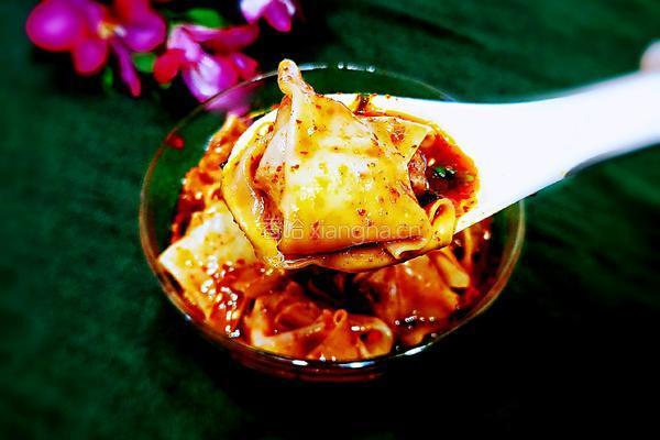 红油馄饨
