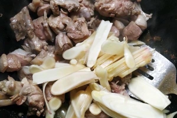 姜爆鸭的做法图解5