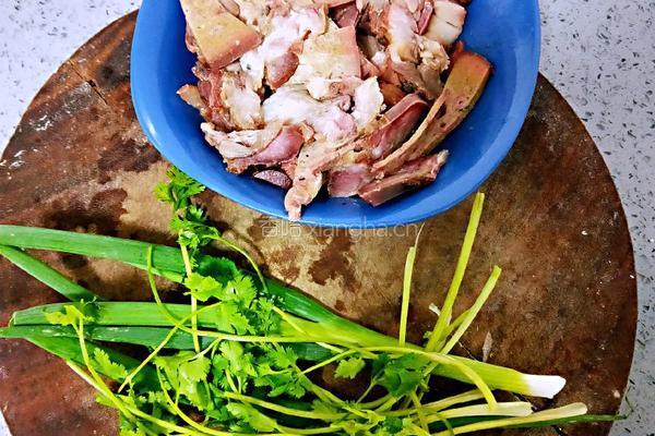 凉拌熟肉的做法图解1
