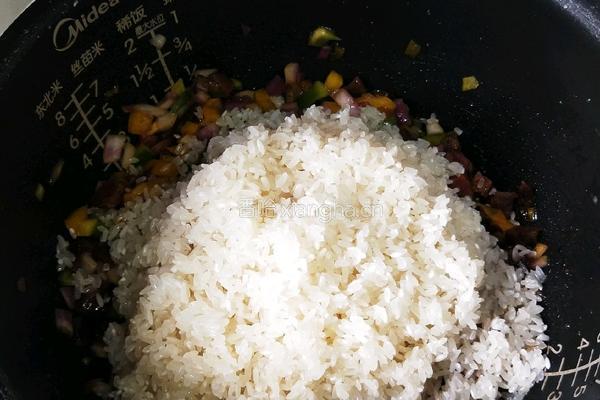 腊肠焖饭的做法图解19
