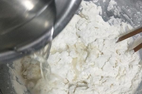 银丝花卷的做法图解2