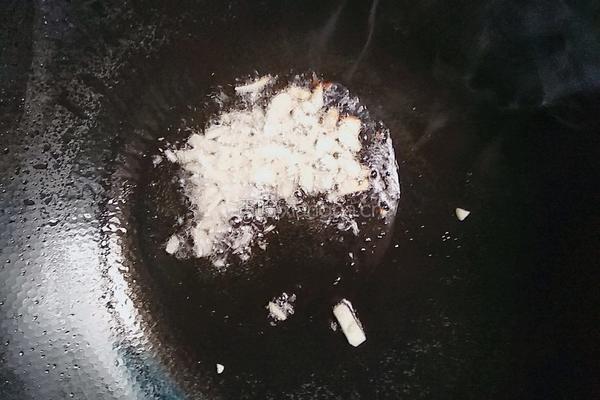 青椒炒火腿的做法图解4