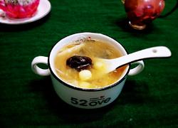 银耳莲子红枣汤