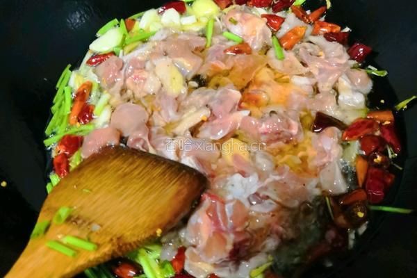 红烧芋儿鸡的做法图解7