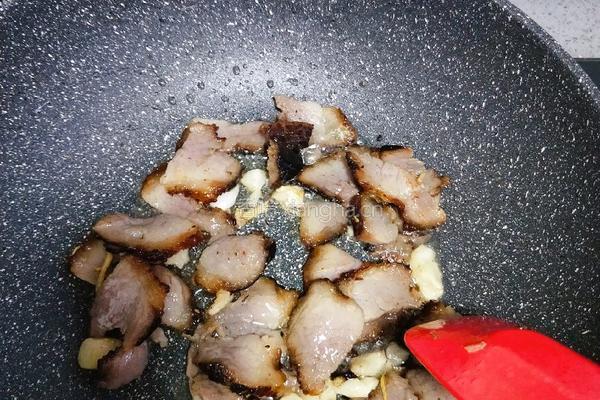 蒜薹炒腊肉的做法图解8