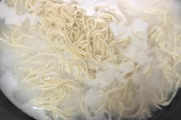 炒面的做法图解1