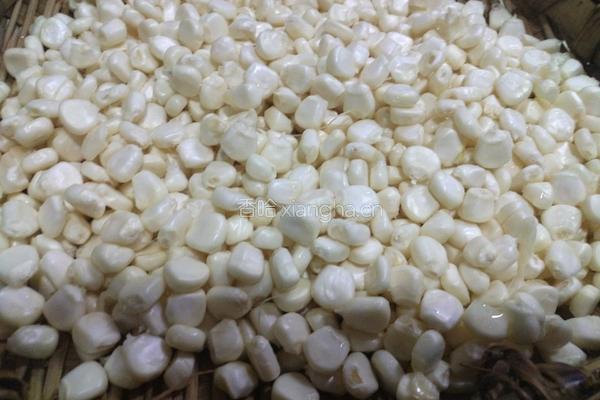 奶香玉米饼的做法图解1