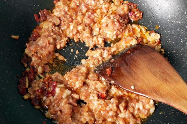 毛豆米炒肉沫的做法图解10