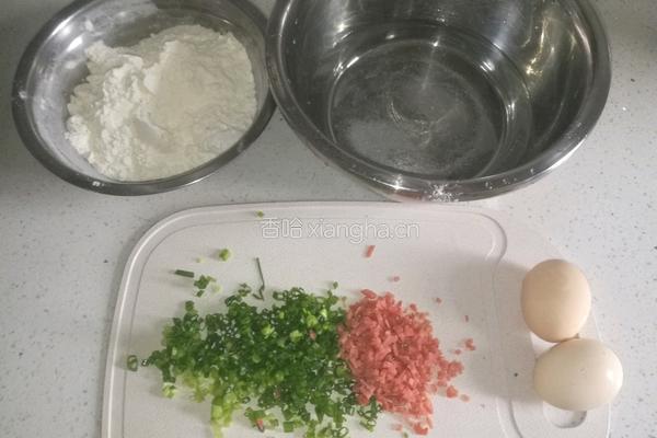 葱花鸡蛋饼的做法图解1