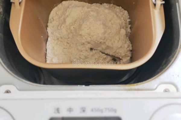 刺猬豆沙包的做法图解2