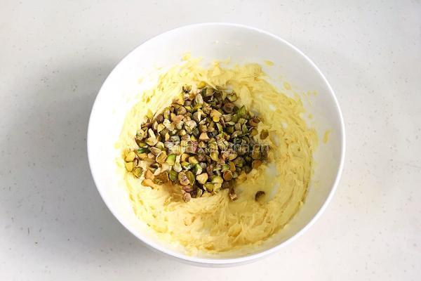 抹茶开心果饼干的做法图解6