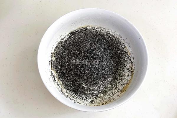 快手黑芝麻蛋糕杯的做法图解5