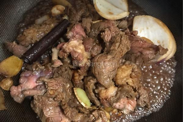 彩椒碎牛腩的做法图解3
