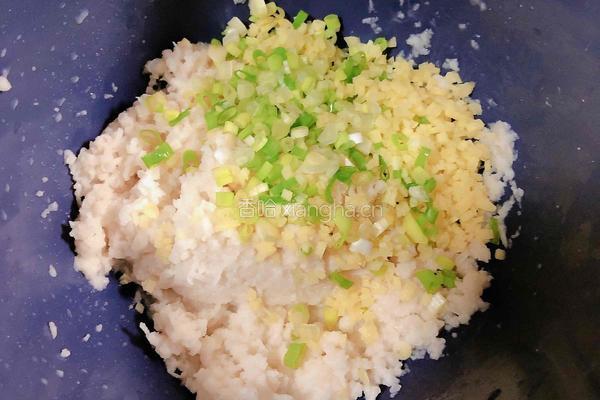 香煎藕丁香芹肉饼的做法图解3