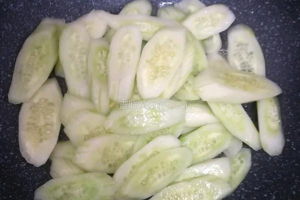 黄瓜炒蛋的做法图解4