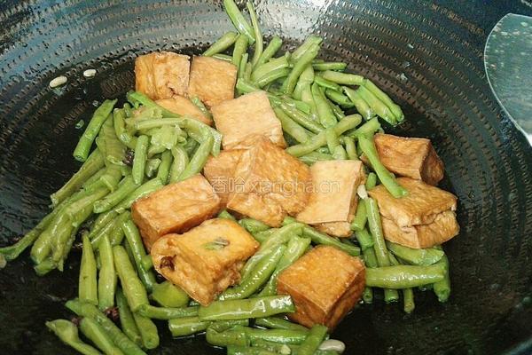 油豆腐炒豆角的做法图解12